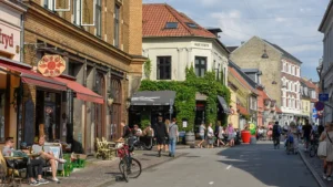 happiest cities