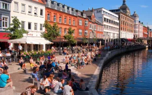 happiest cities