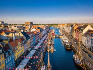 happiest cities
