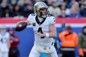 Derek Carr