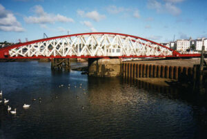 Victorian swing bridge 